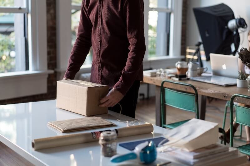 The First Steps of Launching an Ecommerce Business ecommerce box