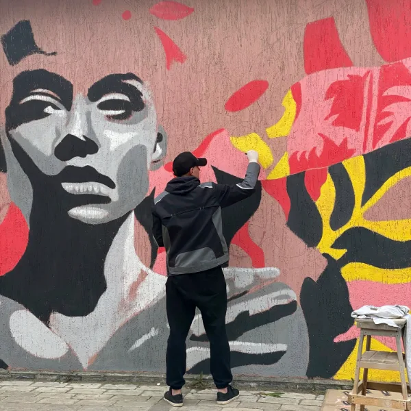 artist mural painter